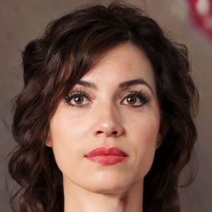 Meet your Posher, Pola